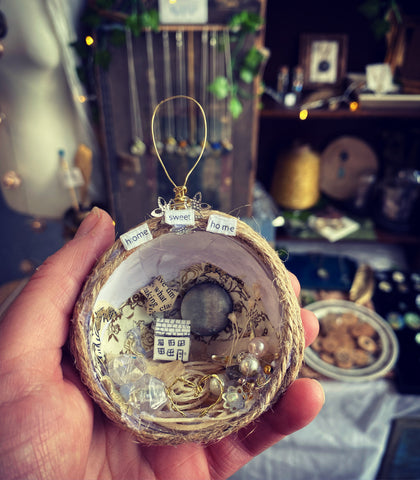 Home sweet home bauble Large