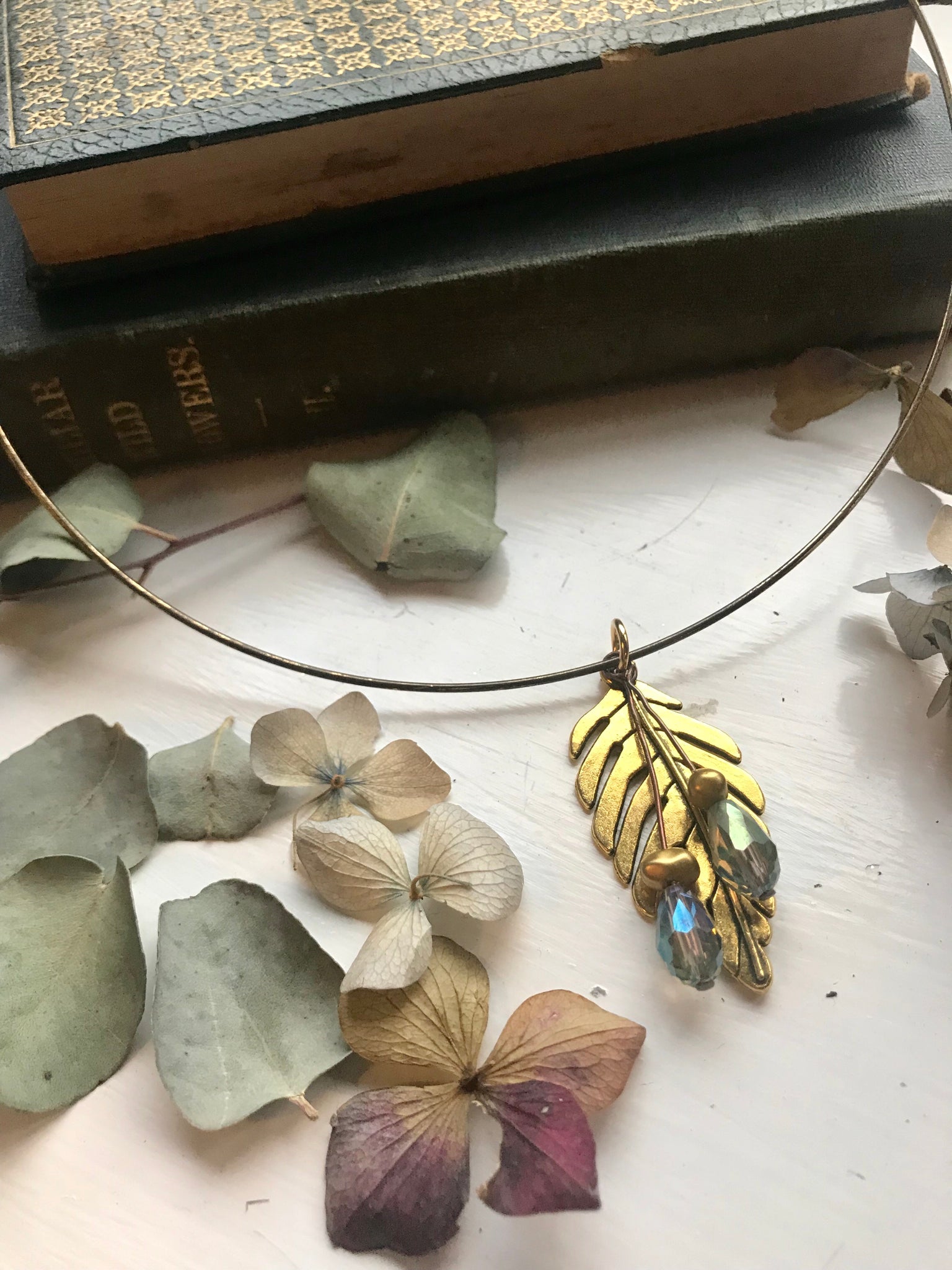 Botanical leaf metal necklace